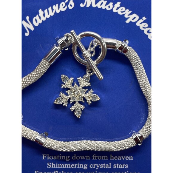 Natures Masterpiece Silver Mesh Chain Bracelet Rhinestone Snowflake Charm New - Picture 5 of 5